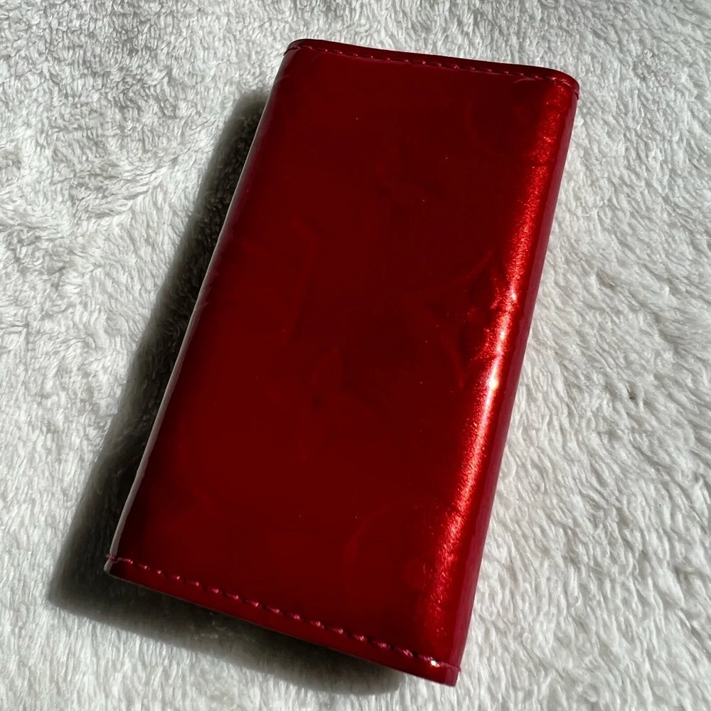 Louis Vuitton Key Case 4 Ring PommeD'Amour Red Vernis - Picture 5 of 14